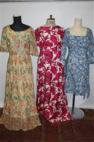 Lot 1473 - Ladies' 1950s / 1960s clothing - including...