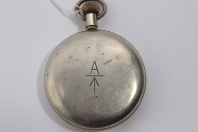 Lot 822 - First World War Military issue pocket watch