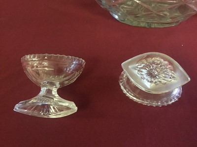 Lot 138 - George III cut glass fruit bowl and a pair of Georgian cut glass salts