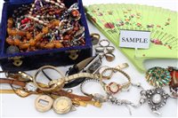 Lot 1657 - Box of vintage costume Jewellerylery,...