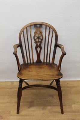 Lot 1396 - 19th century yew and elm Windsor chair