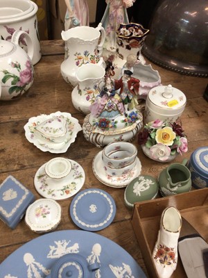 Lot 74 - Collection of porcelain