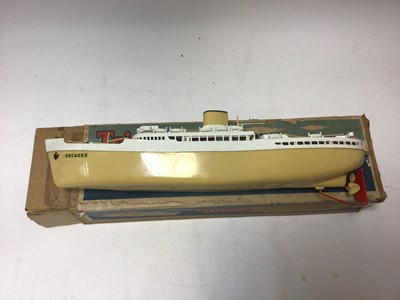 Lot 2466 - Triang RMS Orcades Ocean liner, in original box, plus Kleware constructed Jaguar (no wheels)