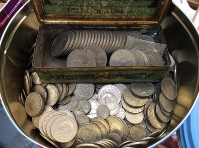 Lot 121 - Two tins of GB and Commemorative coins and banknotes