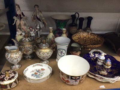 Lot 33 - Quantity of ceramics