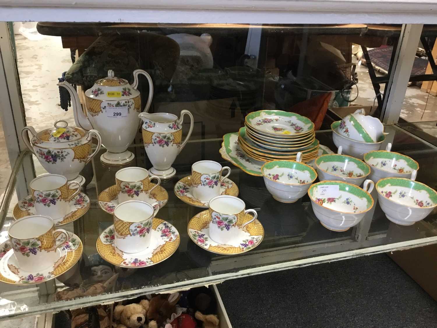 Lot 299 - Aynsley Scala pattern 6 place coffee set together with a Royal Albert Marlborough pattern part tea set