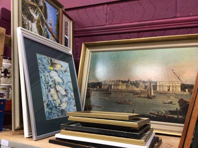 Lot 556 - Selection of pictures and prints