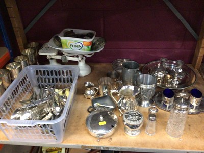 Lot 558 - Selection of plated ware including flatware and set of scales and weights3