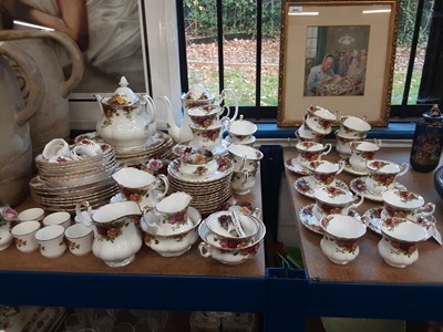 Lot 1226 - Extensive Royal Albert 'Old Country Roses' tea and dinnerware