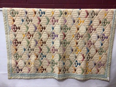 Lot 2085 - Danish quilt in repeating geometric design. 1980’s. Handstitched.