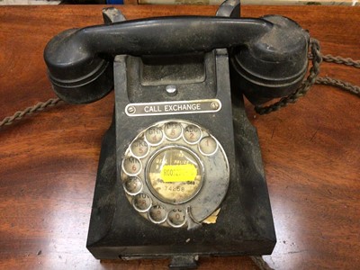 Lot 370 - A black Bakelite vintage telephone