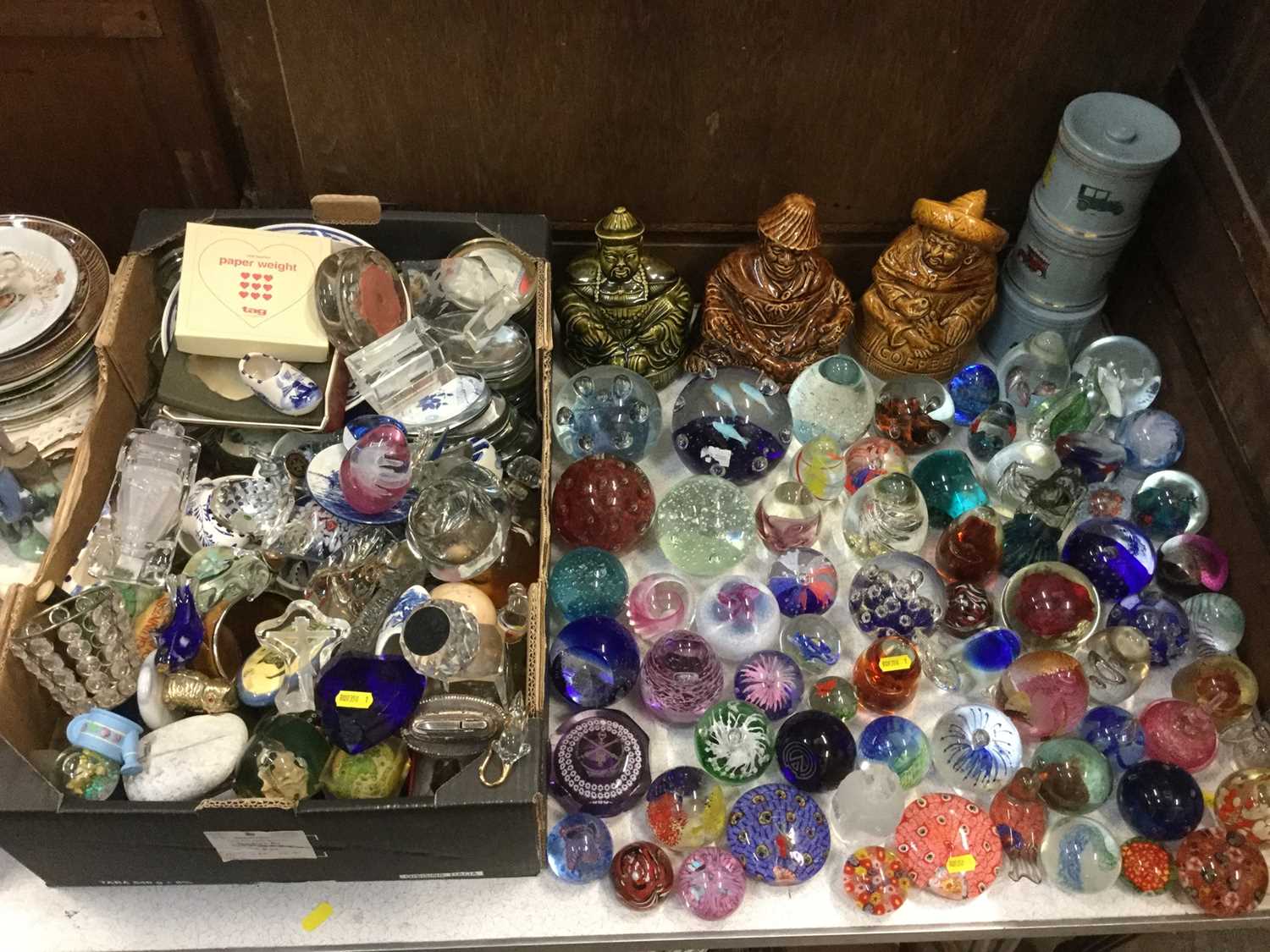 Lot 499 Very Large Quantity Of Art Glass   95338 0 Medium 