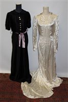 Lot 1478 - Late 1930s / early 1940s wedding dress with...