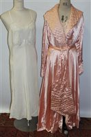 Lot 1481 - Selection of 1930s ladies' clothing -...