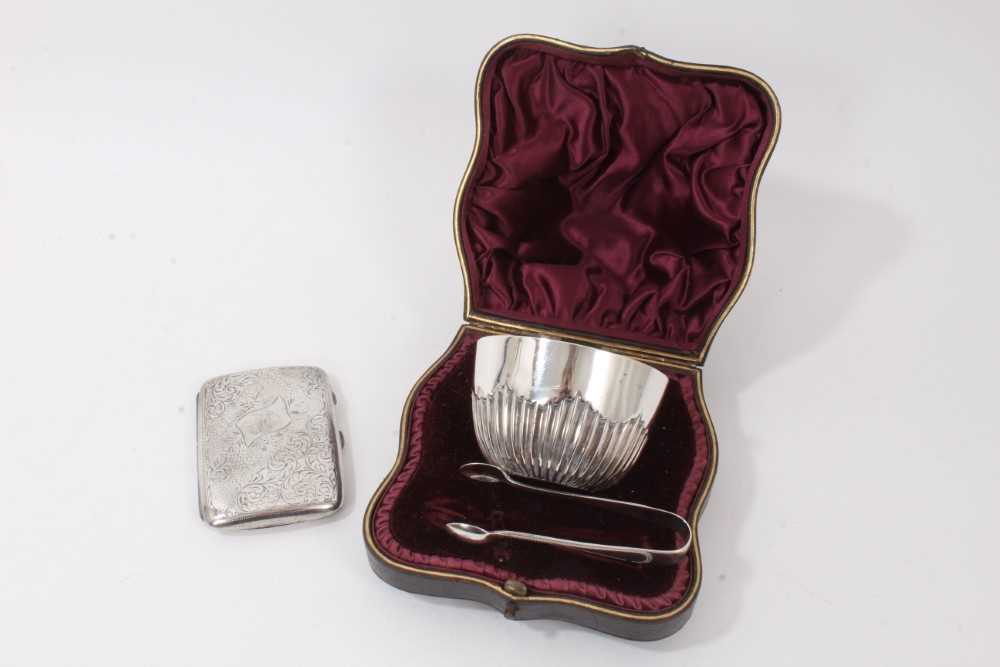 Lot 152 - Edwardian silver sugar bowl with fluted decoration, together with a pair of silver sugar tongs in fitted case, together with an Edwardian silver