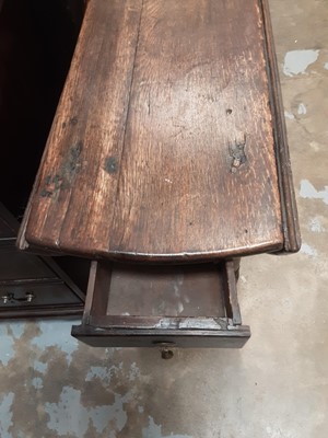 Lot 1144 - 18th century ok oval drop flap table on turned supports joined by stretchers