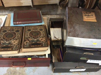 Lot 444 - Selection of mixed books and stamps