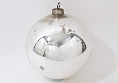 Lot 816 - Antique mirrored glass witch ball