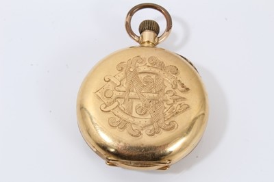 Lot 164 - Late 19th century Swiss 18ct gold fob watch