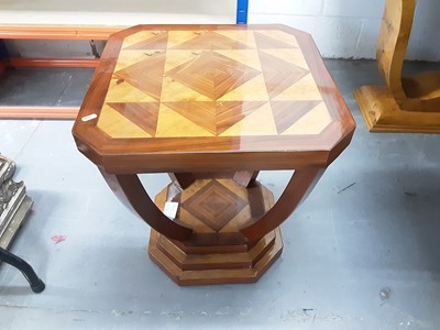Lot 1150 - Stylish occasional table with crossbanded decoration, 50cm wide, 57cm high