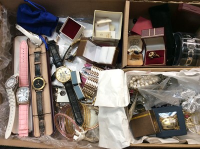 Lot 744 - Quantity of vintage costume jewellery and wristwatches