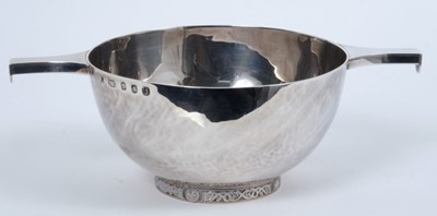 Lot 336 - Contemporary Scottish silver quaich