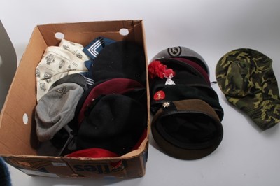 Lot 770 - Group of 10 Elizabeth II British military Berets, various regiments to include Parachute Regiment and Royal Engineers together with other caps, hats and related items (Qty)