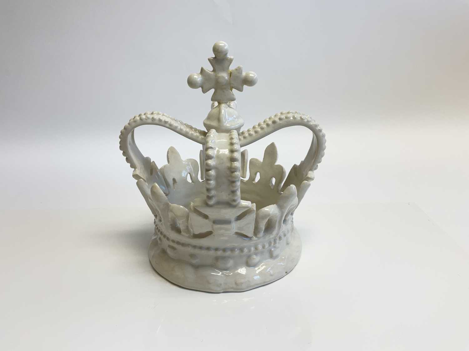 Lot 55 - H.M Queen Elizabeth II 1953 Coronation unusual Art Pottery Crown