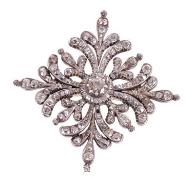 Lot 506 - Fine George III diamond pendant/brooch