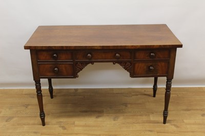 Lot 873 - William IV mahogany dressing table