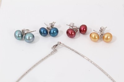 Lot 67 - Group of contemporary silver paste set jewellery including necklaces, brooches, coloured cultured pearls etc