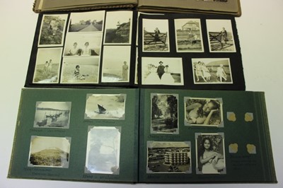 Lot 1558 - Box of photo albums of the British Army in India, Trinidad, etc