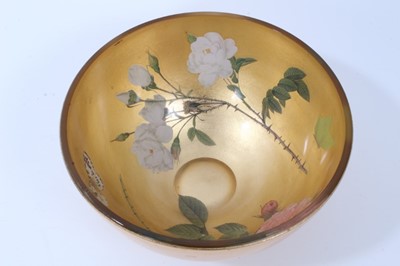 Lot 146 - An unusual art glass bowl