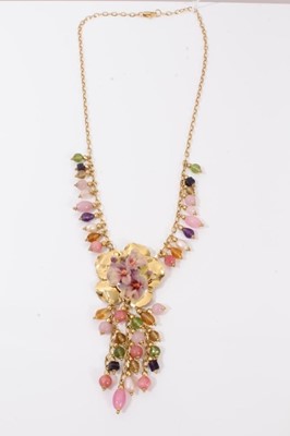 Lot 82 - 9ct gold enamel and bead necklace