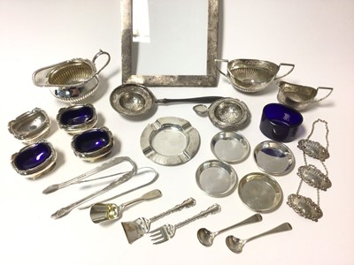 Lot 320 - Selection of miscellaneous silver