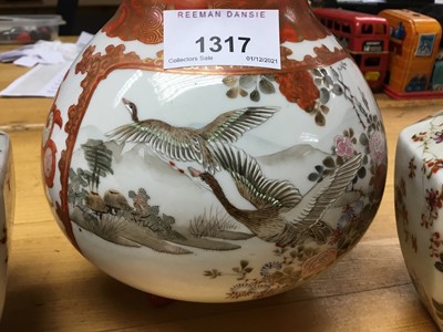 Lot 1317 - Pair early 20th Century Japanese Kutani ware pair vases and single vase
