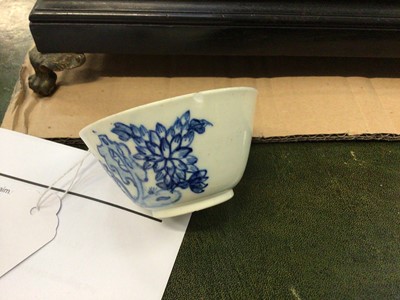 Lot 175 - A Bow tea bowl, circa 1750-52, and a Liverpool tea bowl