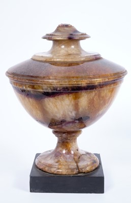 Lot 836 - George III Derbyshire fluorspar Blue John urn