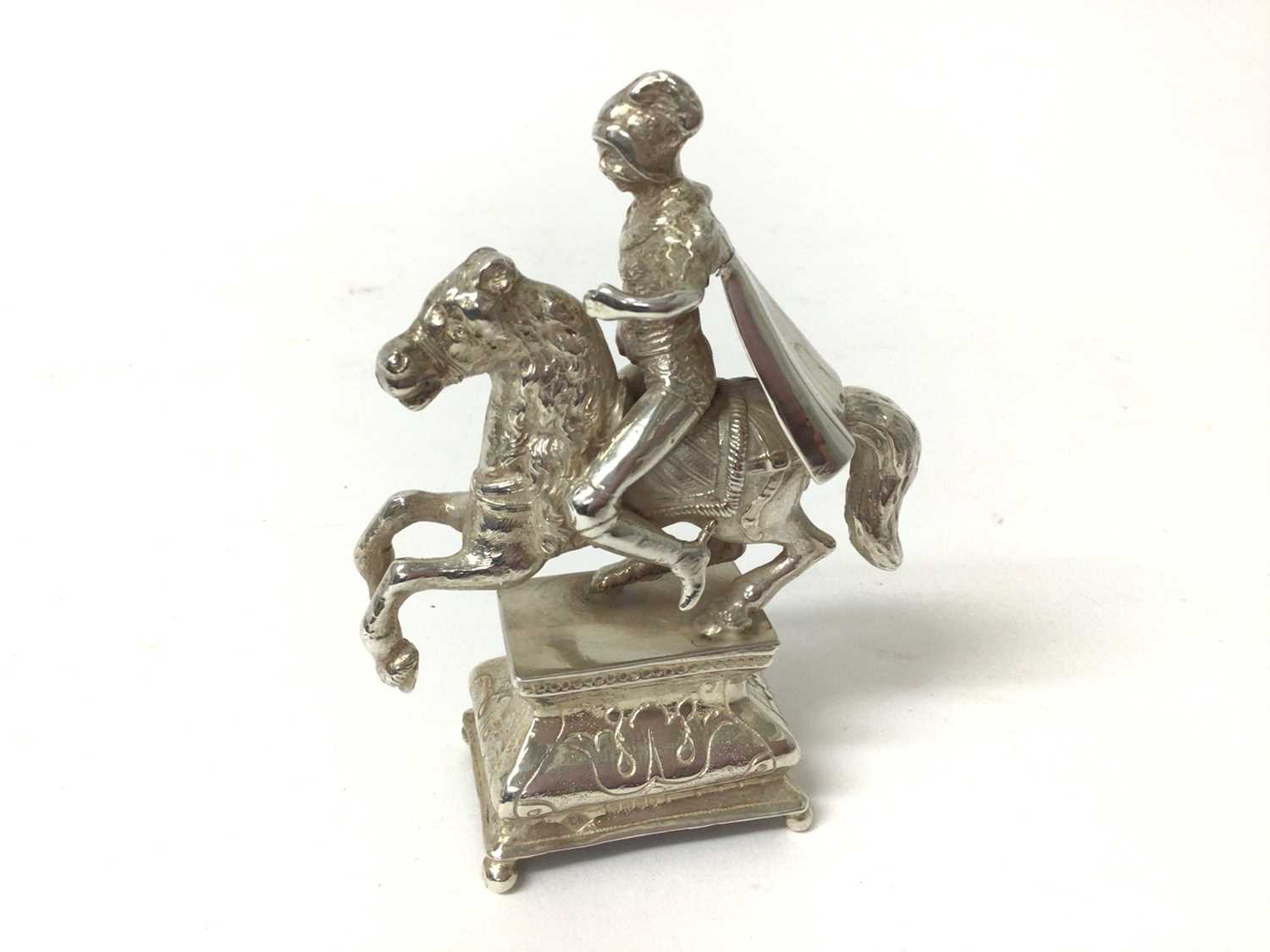 Lot 445 - Dutch silver knight on a horse figure