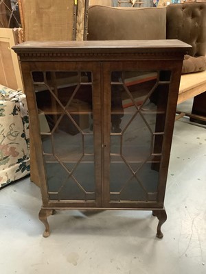 Lot 907 - Mahogany glazed bookcase