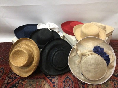 Lot 2134 - Selection of occasion hats makers include Mitzi Lorenz, Selection of occasion hats makers include Mitzi Lorenz, Victoria Ann, John Boyd, plus some straw hats with no labels.
