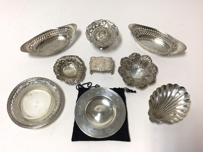 Lot 371 - A selection of late 19th and early 20th century English and Continental silver