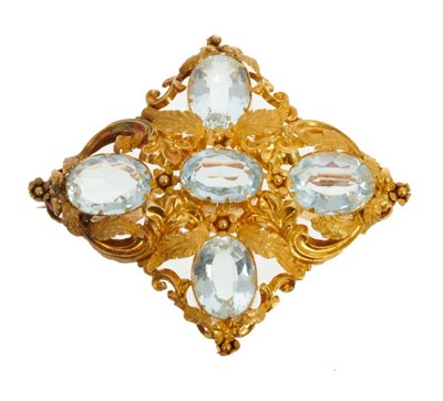 Lot 587 - Victorian gold and aquamarine brooch