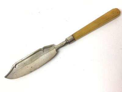 Lot 323 - George III Irish silver butter knife with Ivory handle (Circa 1808/09)