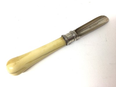 Lot 324 - George IV silver apple corer with Ivory handle (London1822), John Reily. 13.5cm overall length