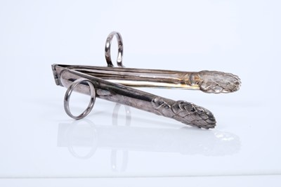 Lot 321 - Unusual pair of early 20th century novelty silver plated  Asparagus tongs