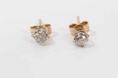 Lot 138 - Pair diamond stud earrings