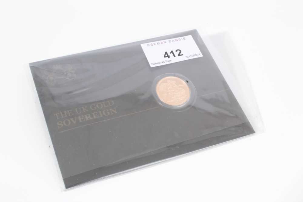 Lot 412 - G.B. - The Royal Mint issued Gold Sovereign 2019 UNC in pack of issue (1 coin)
