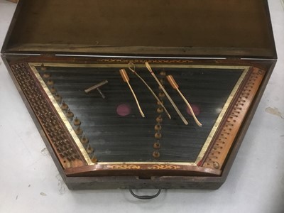 Lot 2571 - Antique hammer dulcimer, cased