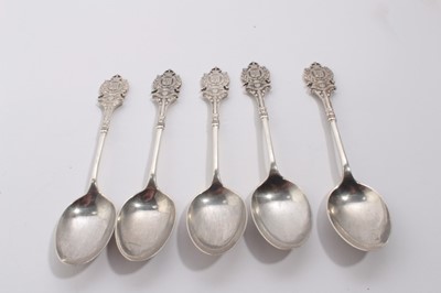 Lot 908 - Five Edwardian and later silver Rifle Brigade teaspoons, (Sheffield 1909, 1910, 1912), maker Cooper Brothers (5)